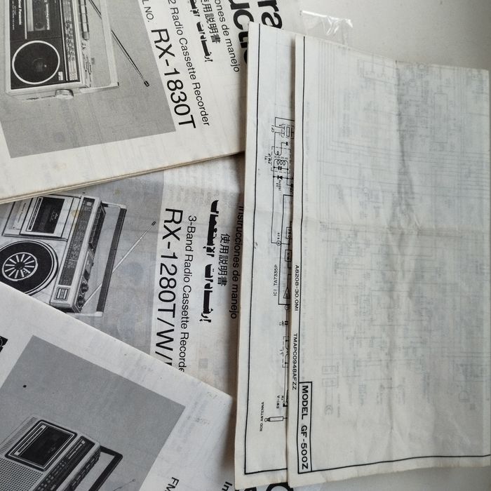 Радіо схеми, інструкції SHARP, Panasonik.