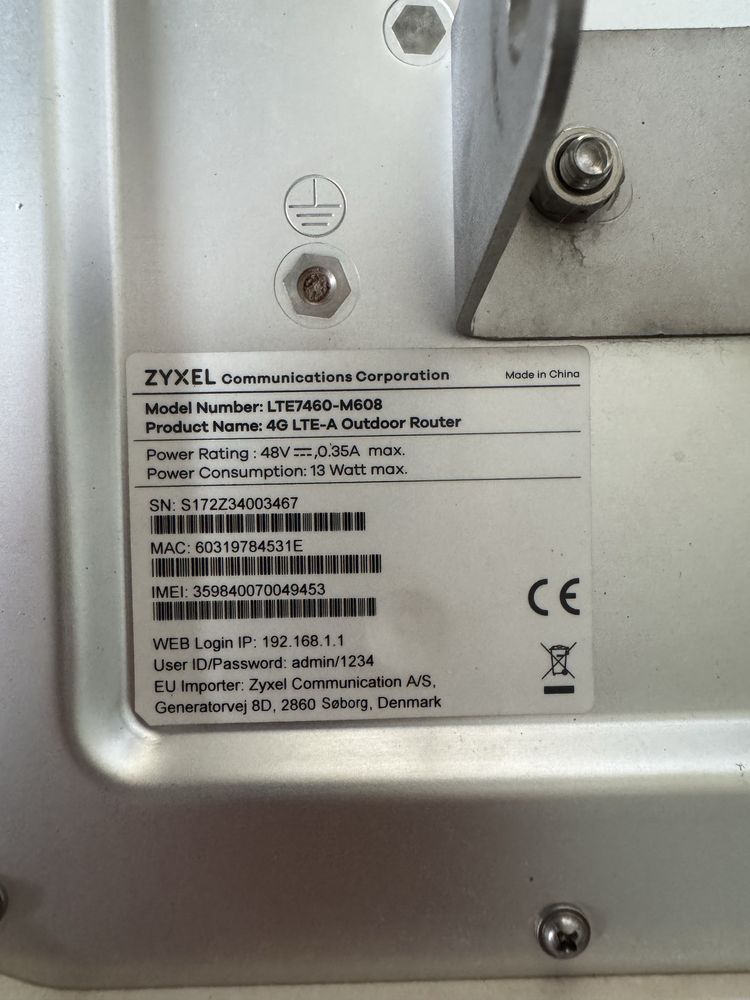 Router zewnetrzny antena internetu LTE Zyxel LTE7460-M608