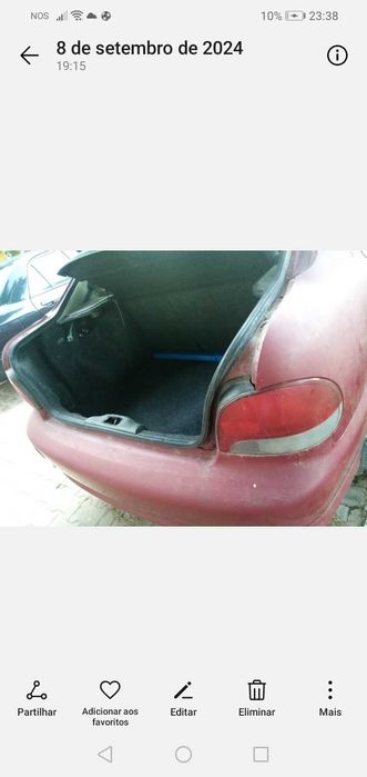 Carro a procura de novo dono