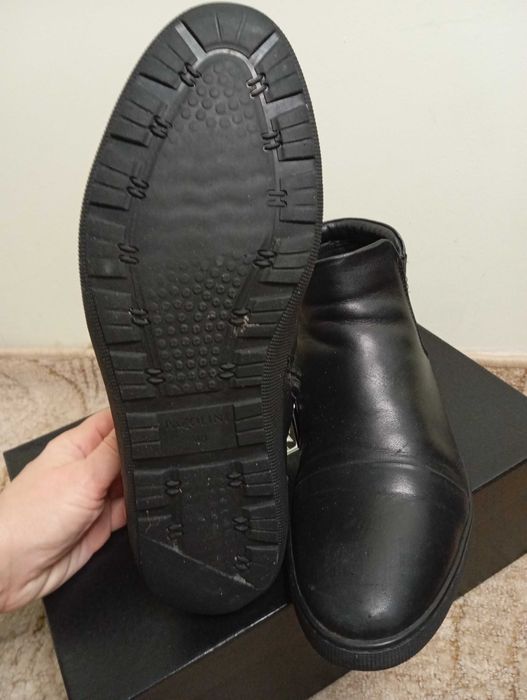 Чоловічі черевики Carlo Pazolini 40р шкіряні