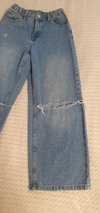 Szerokie luźne spodnie jeansowe dżinsowe rozm 146