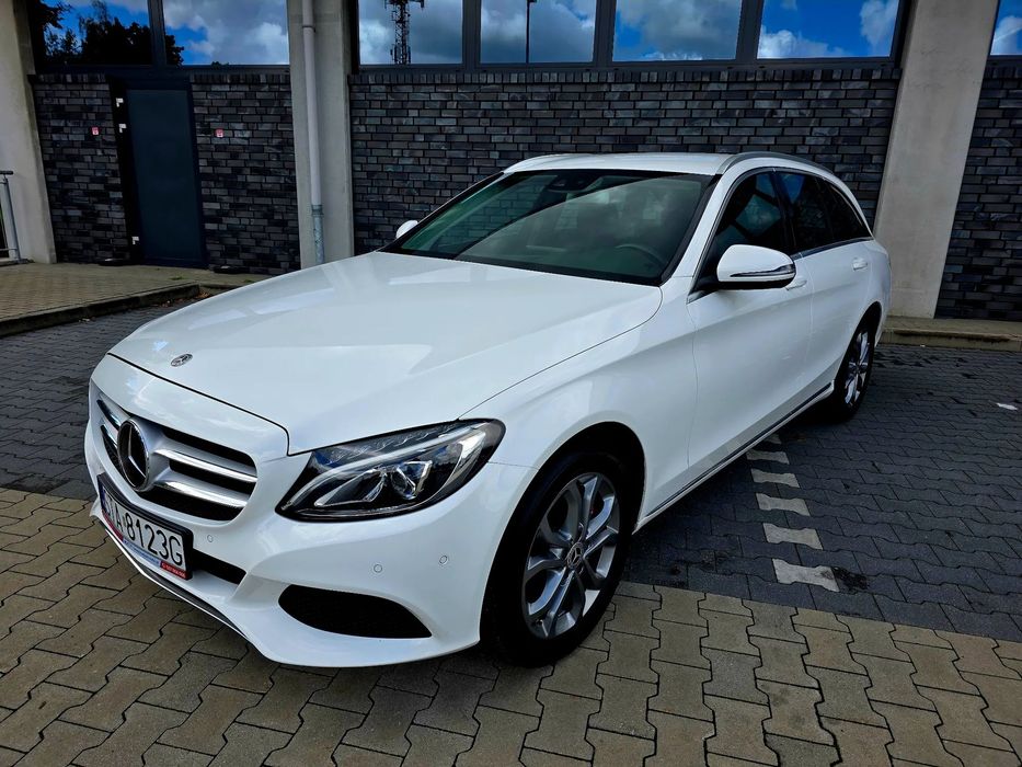 Mercedes-Benz Klasa C Mercedes C200 bezwypadkowy, serwis ASO, hak