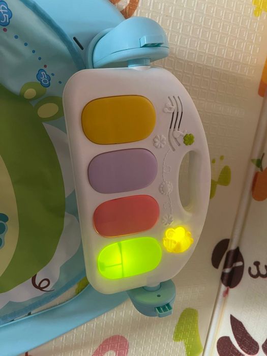 Килимок розвиваючий з піаніно для немовлят