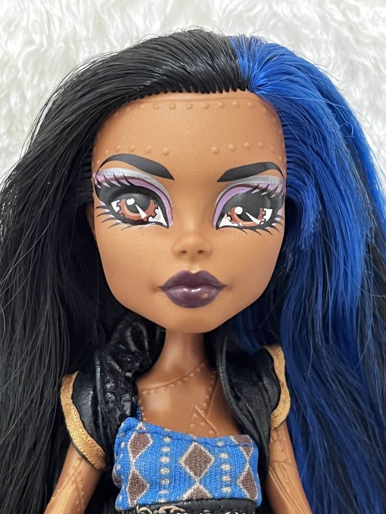 Monster High lalka - Robecca Steam Basic G1