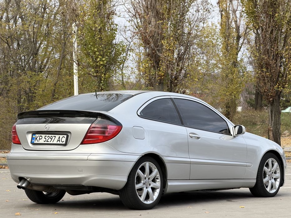 Mercedes-Benz C-Class 2001