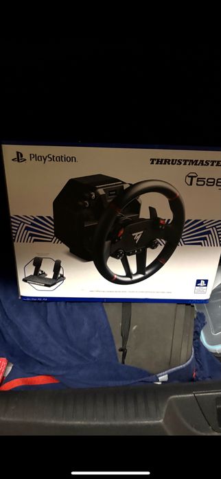 Thrustmaster t598 c/novo 1 ano uso