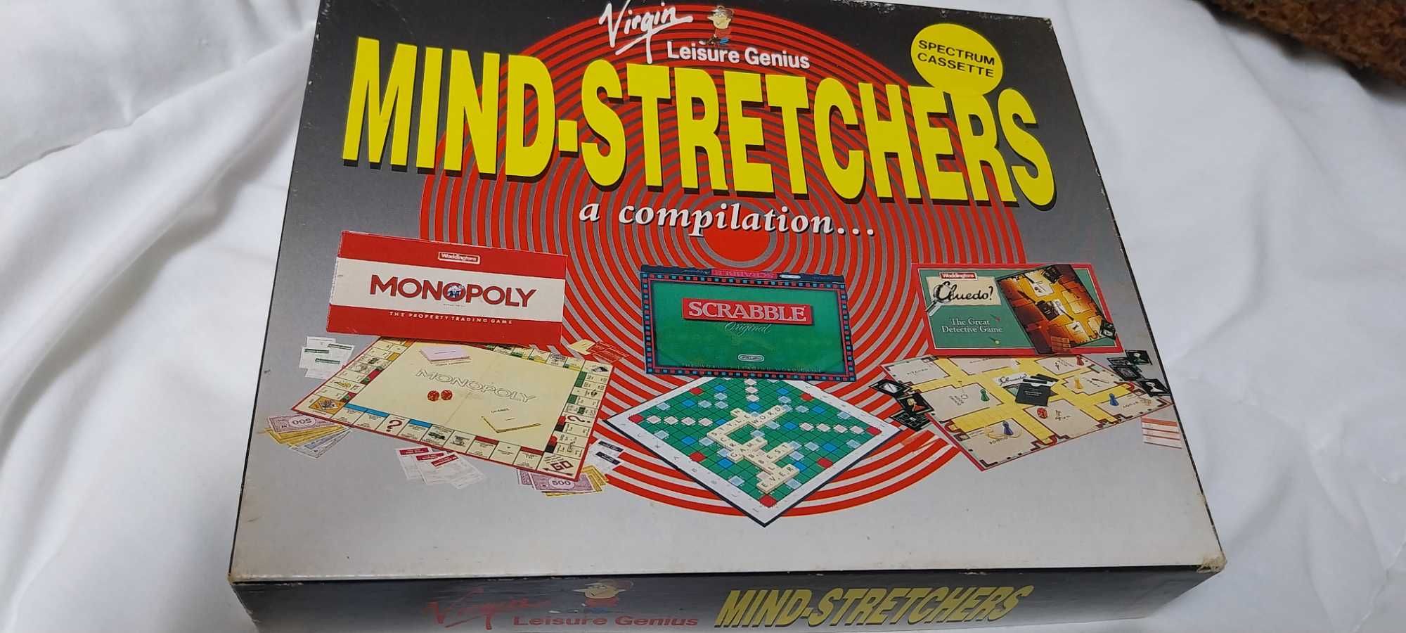 3 Jogos ZX Spectrum em caixa de cartão Monopoly, Scrabble Cluedo