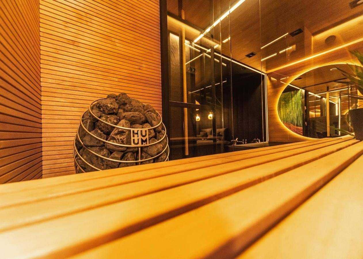 Sauna & Jacuzzi Apartment dla par w centrum miasta