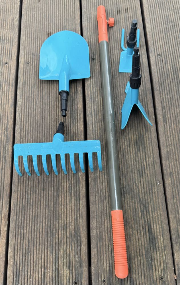 Zestaw zabawek ogrodowych Gardena w super stanie