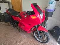 Moto BMW K1100RS sempre mantida em Garagem