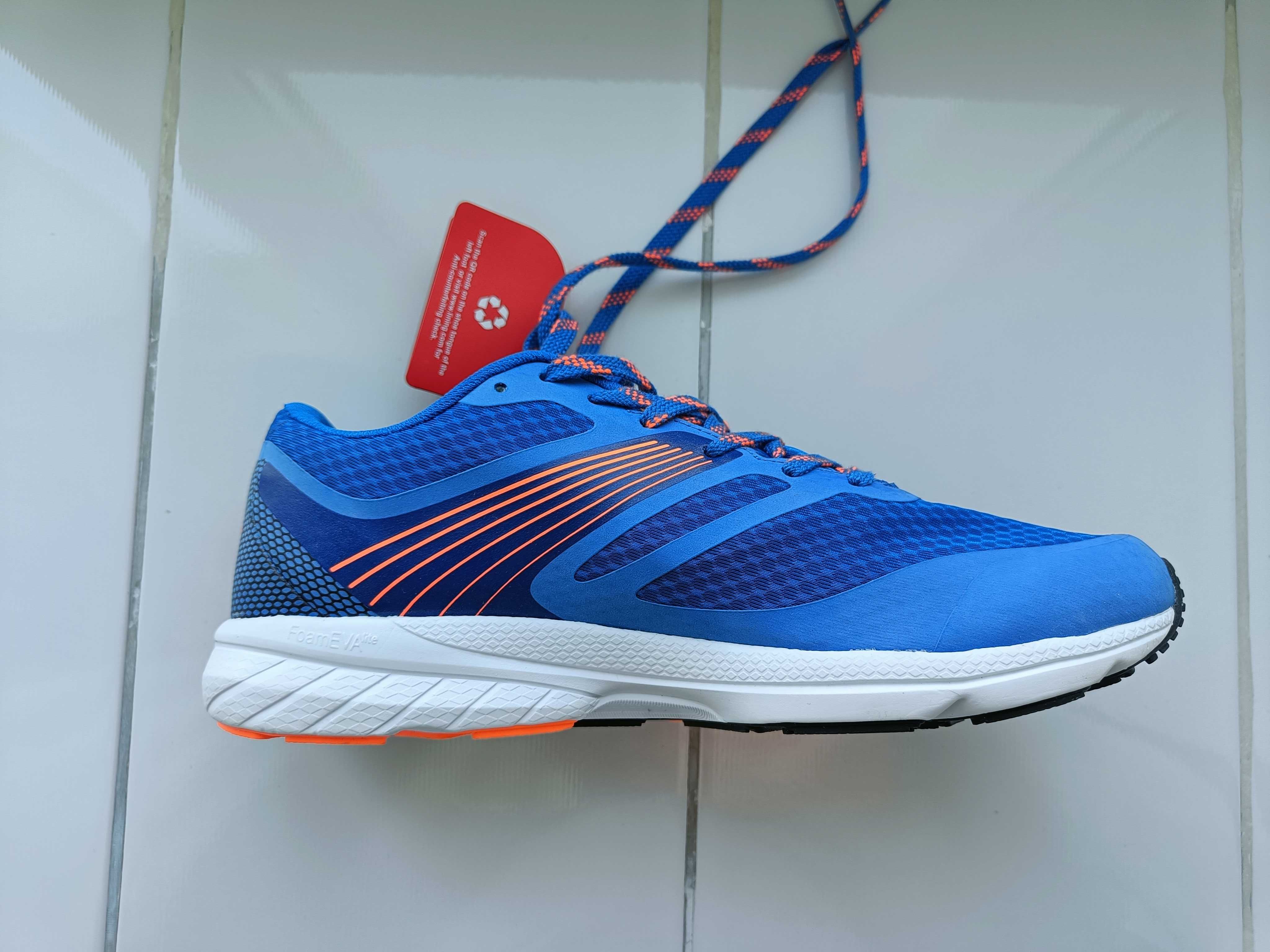 Кроссовки беговые Li-Ning , 42р. длина стопы 26.5 см.