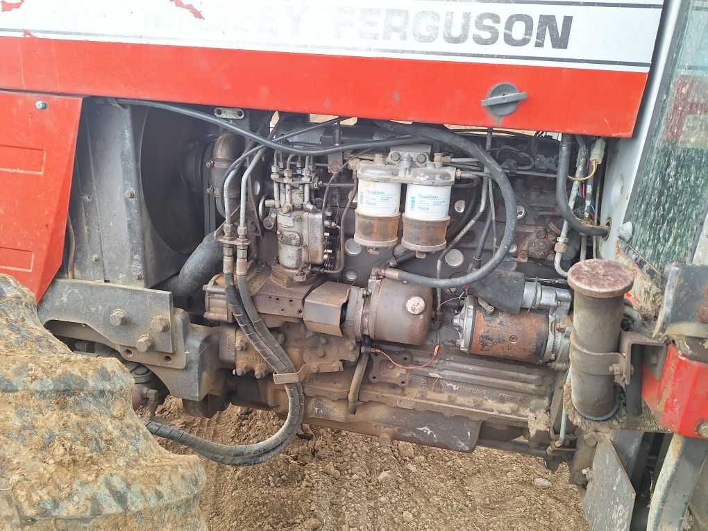 Massey Ferguson 699