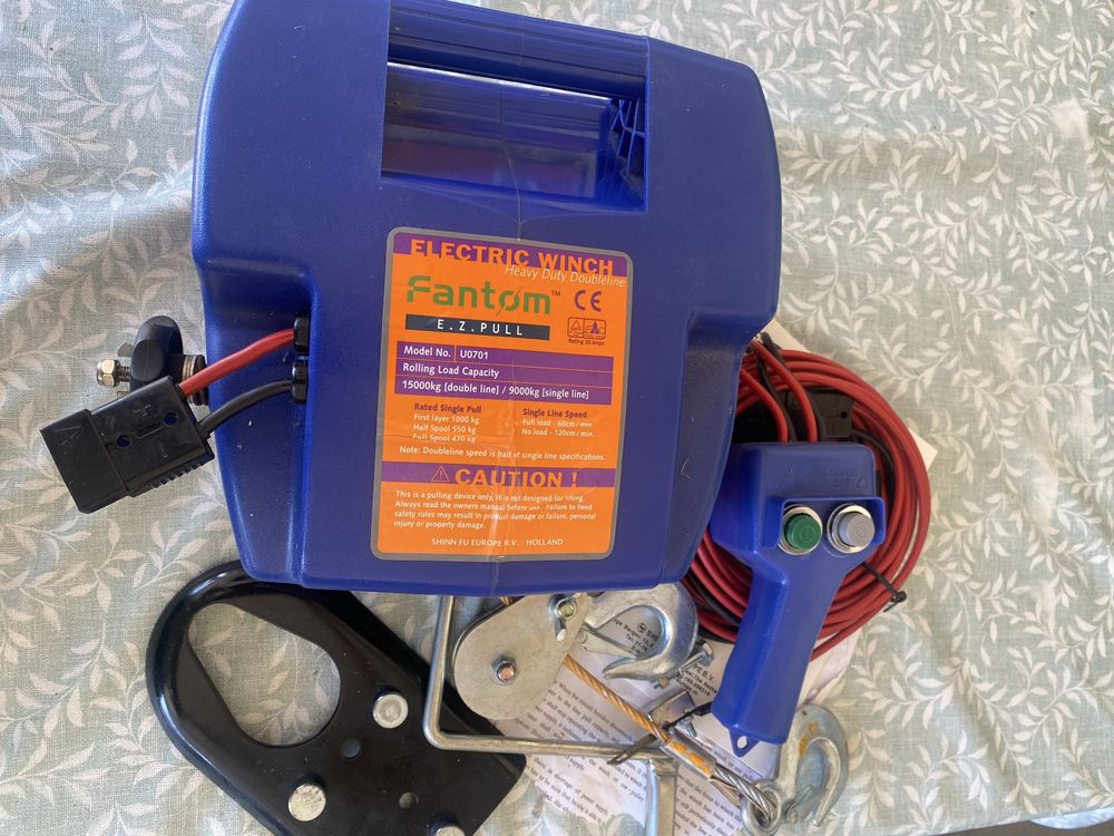 Guincho electrico 12V, 10000 kg