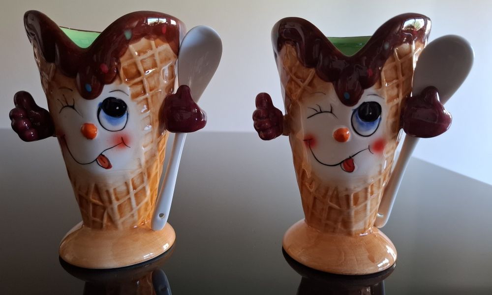 Taças de Gelado Novas