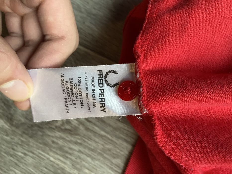 Футболки FRED PERRY в гарному стані