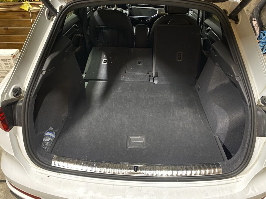 Обшивка багажника Audi Q3 83A 2019-2023