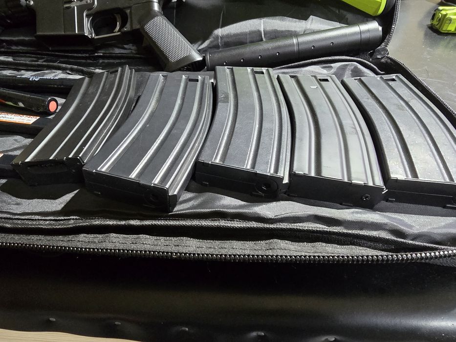 Airsoft M4 CYMA Platinum