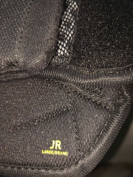 Naramiennik  hokejowy Warrior Alpha .rozm. L.