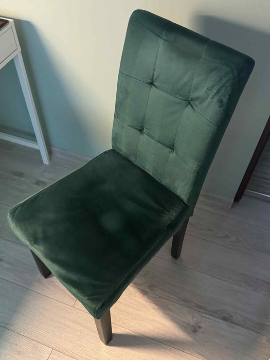 Krzesło welurowe