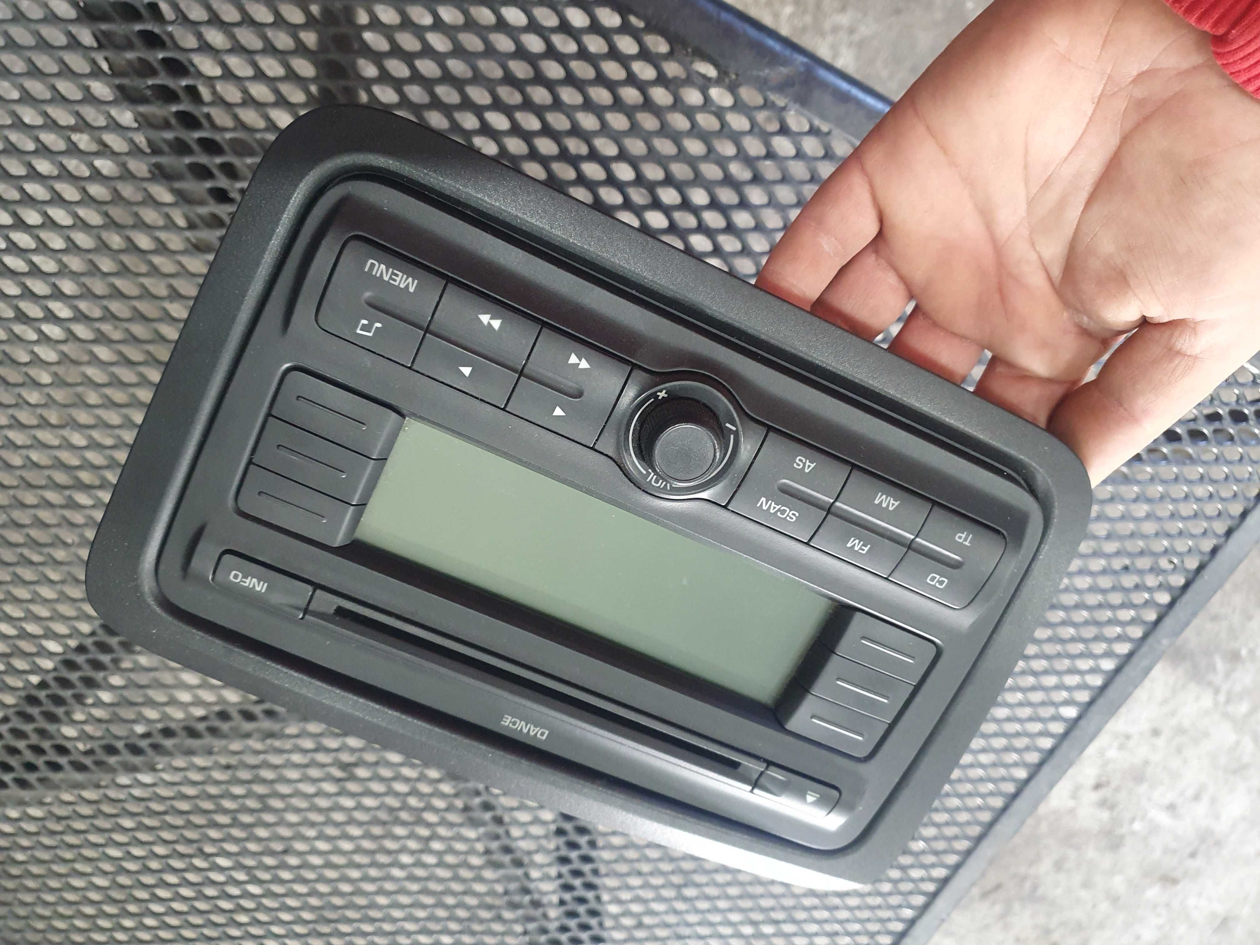 Radio ramka Skoda Fabia 2 oryginalne 2 din sprawne
