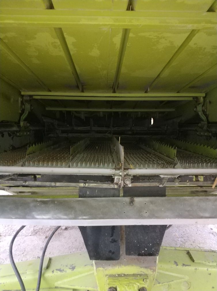 Продам  комбайн  Claas mega 208-1