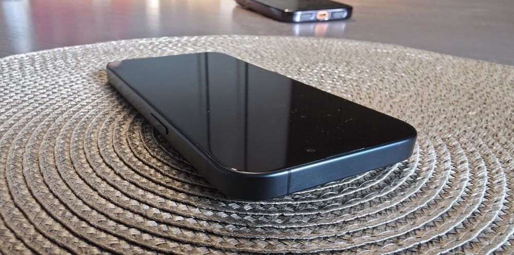 iPhone 15 PRO 128 GB