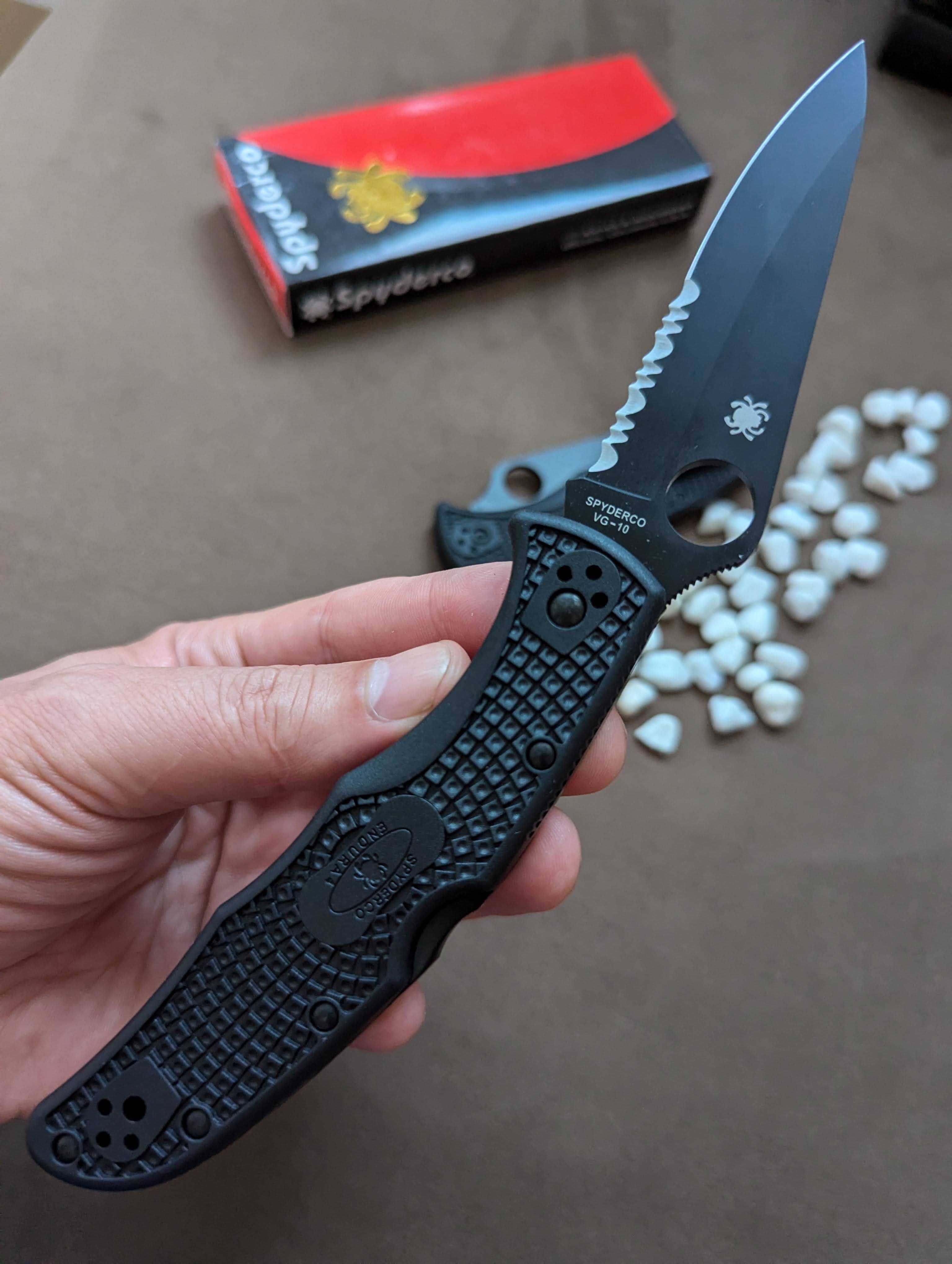 Нож Spyderco Endura Tactical, серрейтор. ніж складний Ендура