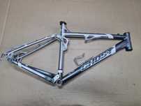Rama typu full Ghost 7500 RT, 26