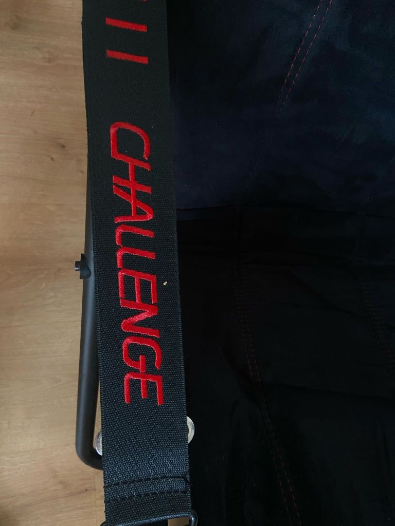 Cadeira Playseat+Volante e pedais Logitech G29 + Caixa de mudanças log