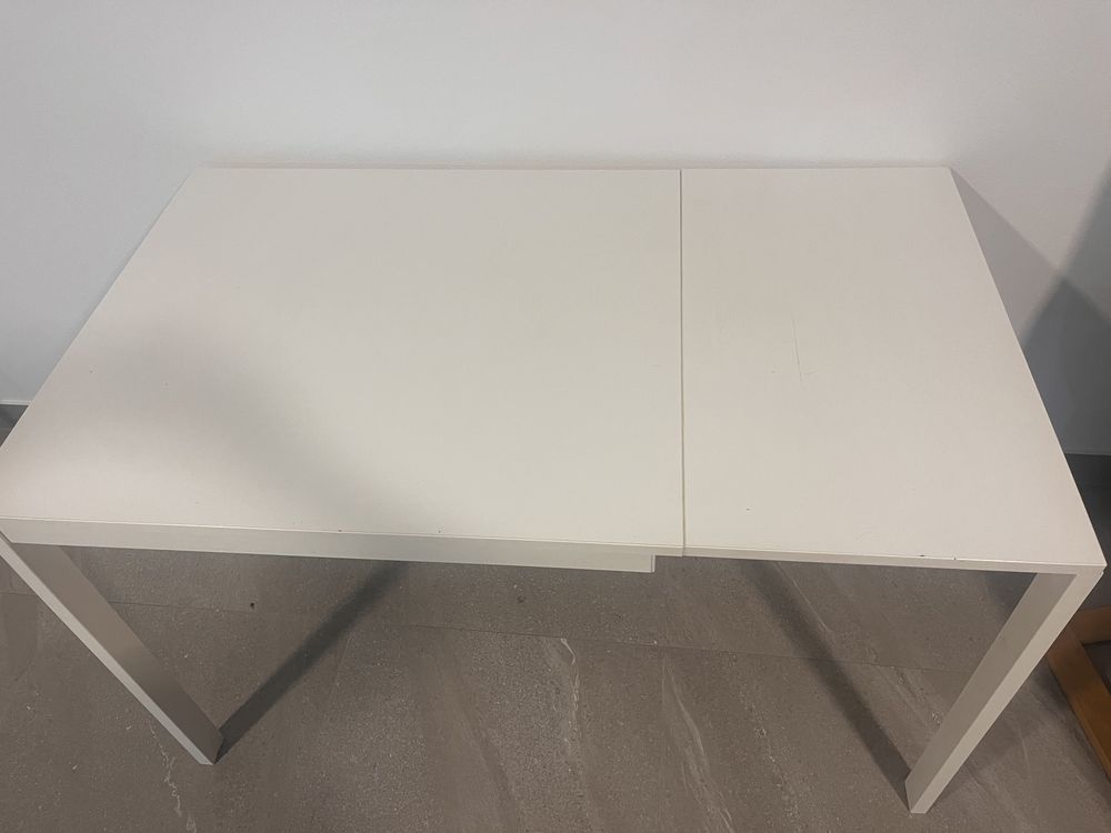 Mesa Ikea extensível ótimo estado entrego