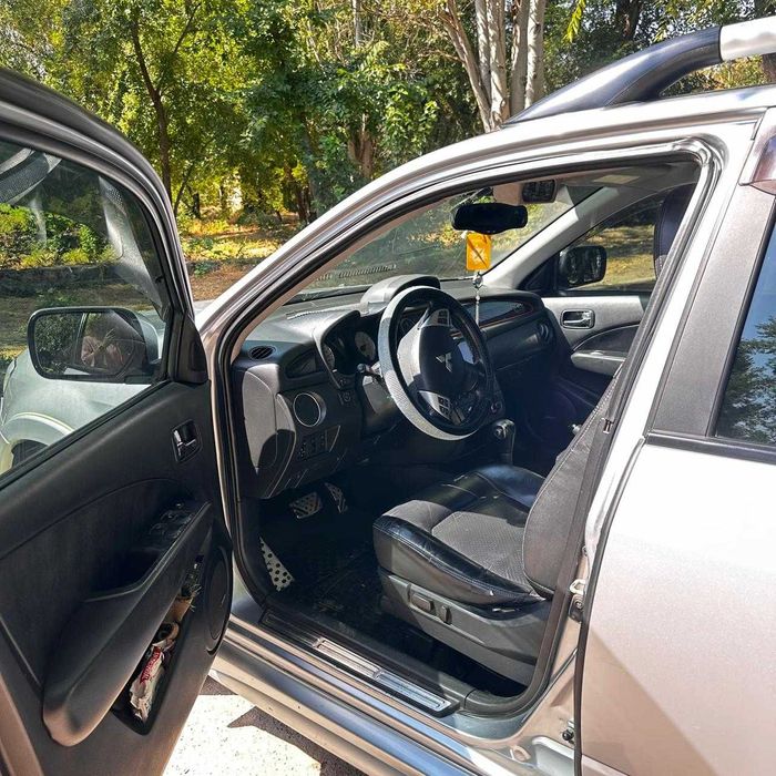 Mitsubishi Outlander 2008