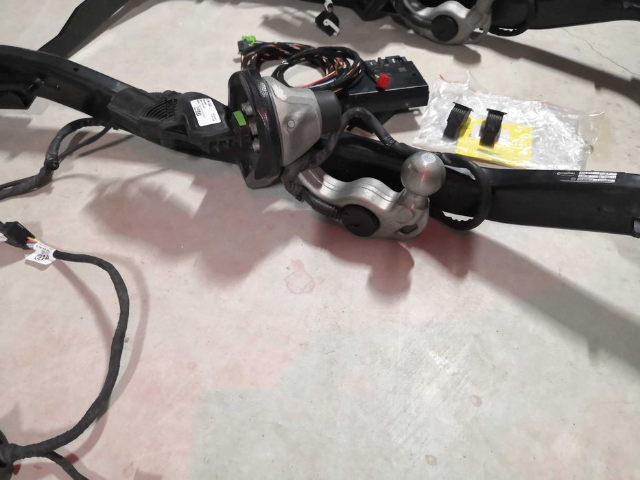 Tiguan / Allspace 16-24гг Seat Ateca TARRACO электро фаркоп прицеп