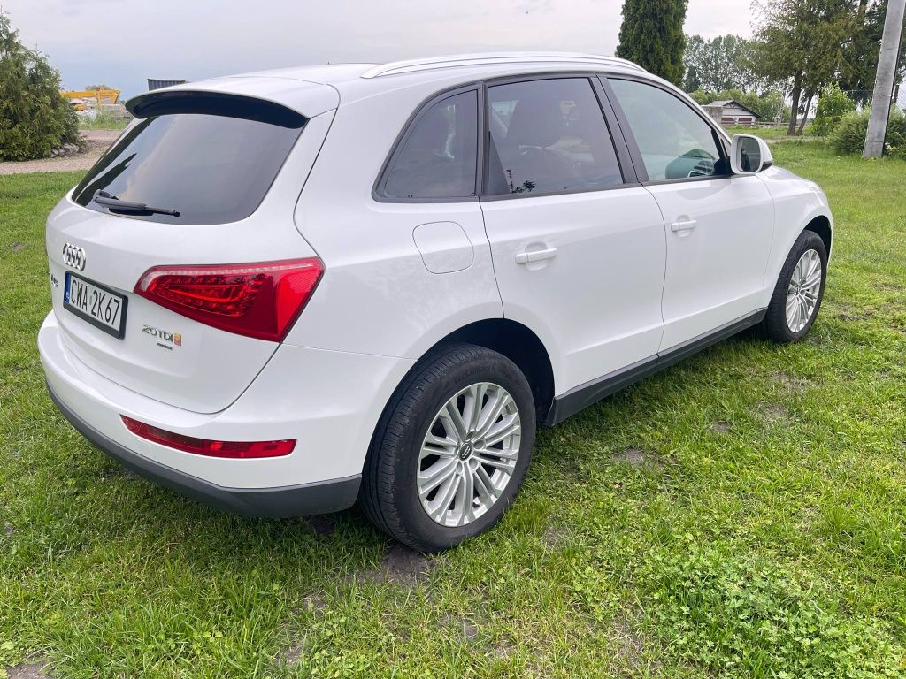 Audi Q5 2.0 tdi manual skóry panorama hak