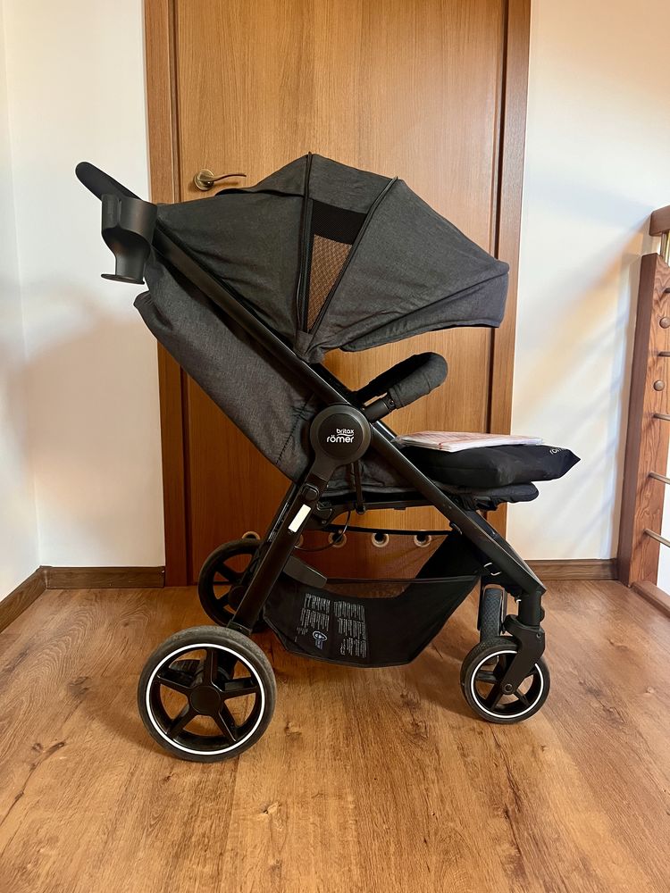 Wózek spacerowy Britax Römer b-agile + parasolka Kinderkraft