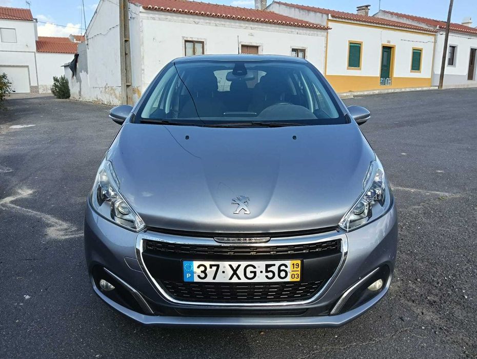 Carro para venda em muito bom estado