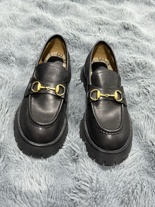 Лофери жіночі шкіряні брендові гуччі