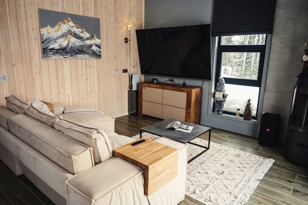 Будинок подобово, Буковель котедж