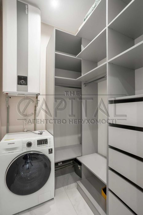 Продаж 1-кім. квартири 40.5 м2 в сучасному комплексі ЖК Нова Англія