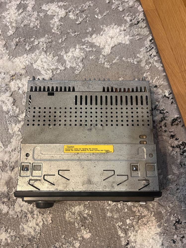 Radio samochodowe Sony XR-C5120R – kultowy model z lat 90!
