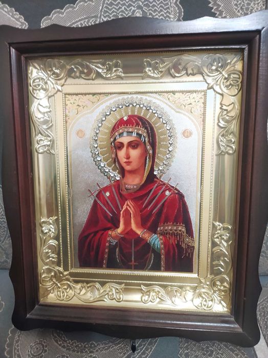 Ікони у дерев'яній рамі