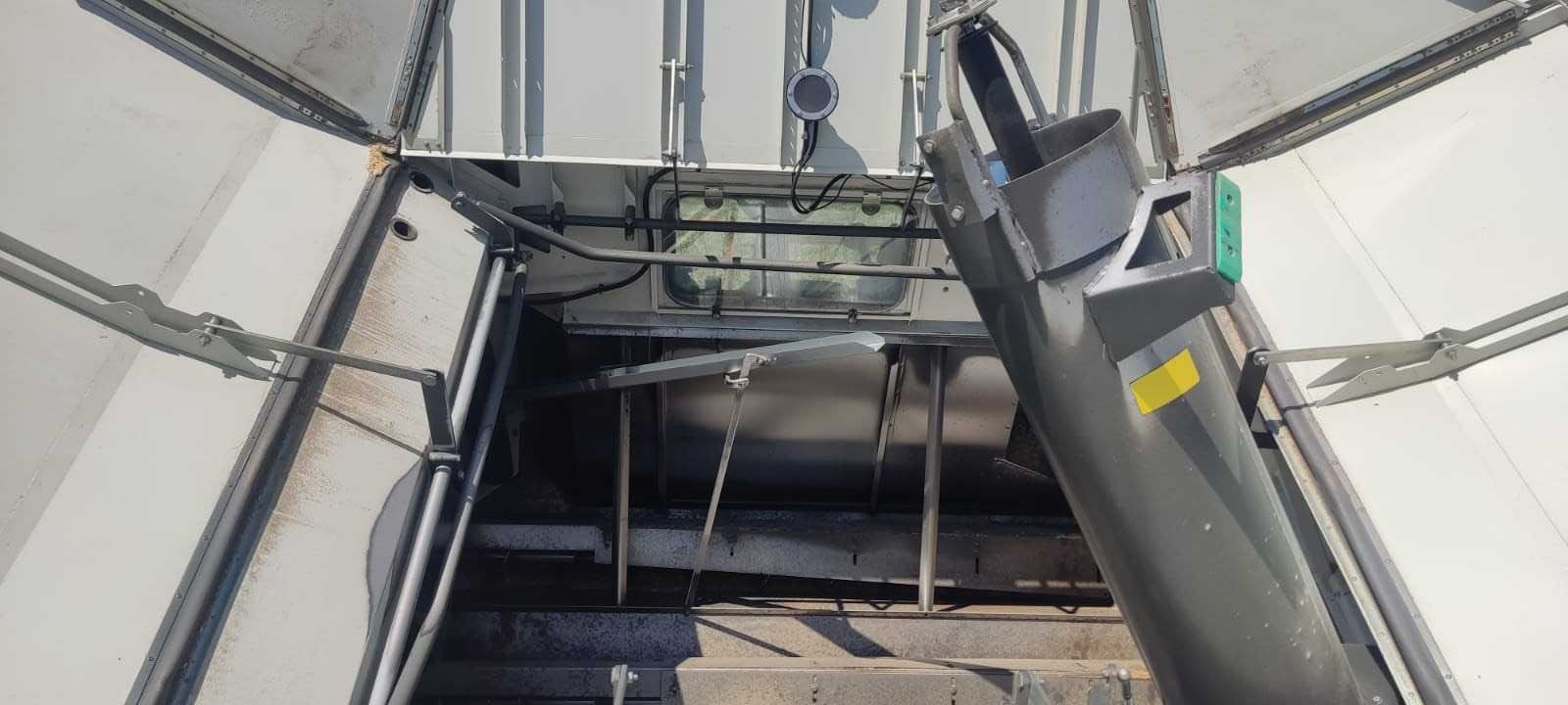 Claas Lexion 770, 2016 rok - 1450 godzin. header V1200