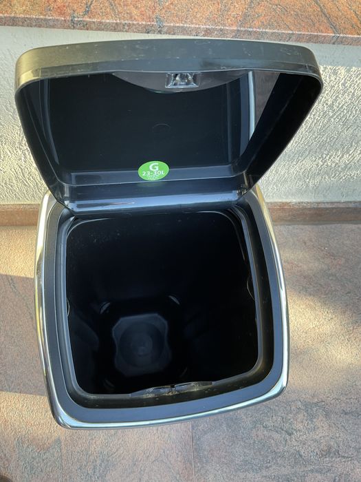 Kosz na śmieci Brabantia 30L - srebrny