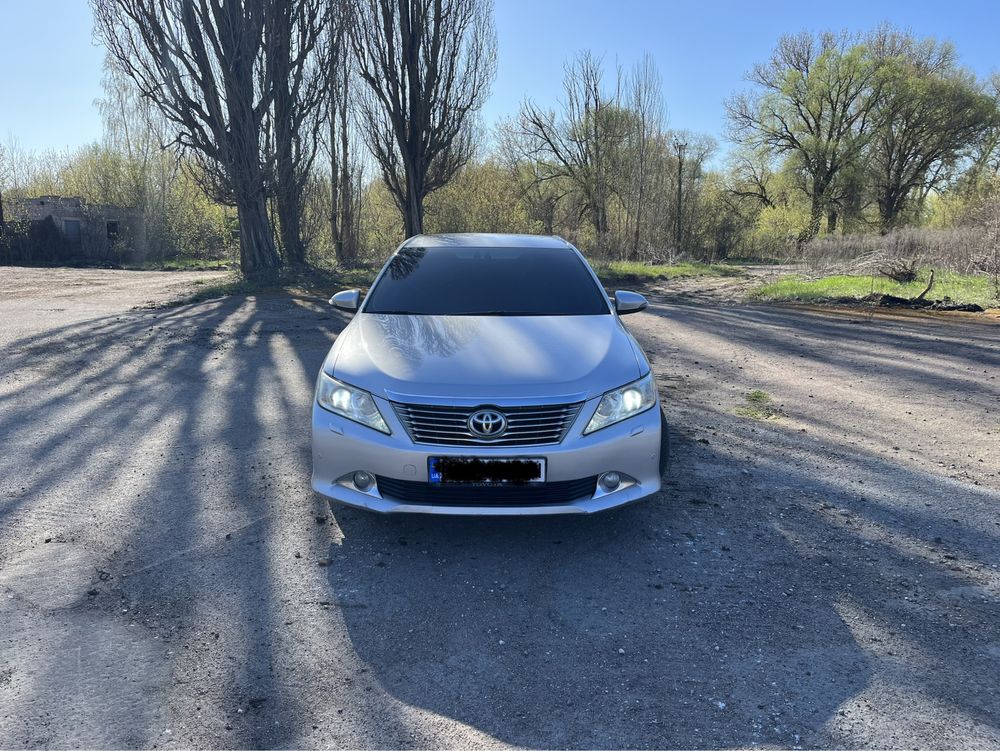 Продам Toyota Camry 50 2011року