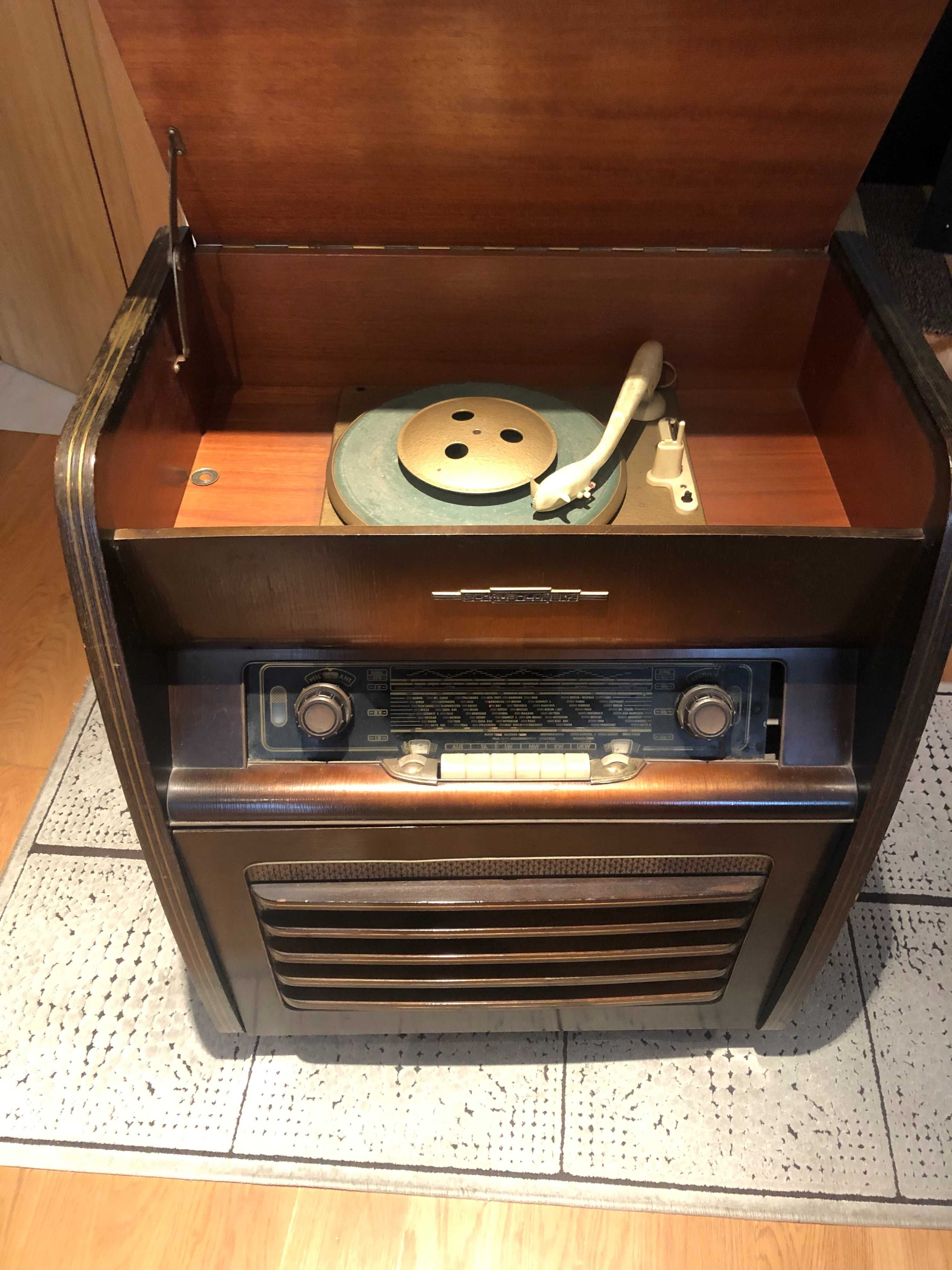 Rádio e gira-discos vintage SCHAUB-LORENZ Goldtruhe Windsor 56PE