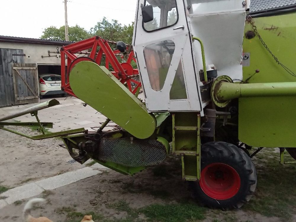 Kombajn Claas compact 25