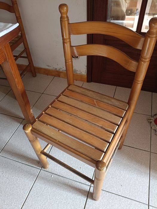 Vários móveis usados, para desocupar