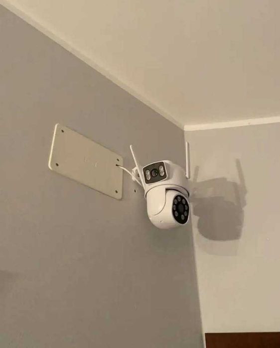 Câmera 2 Lentes - 2.4G/5G - Wi-Fi - Interior e Exterior