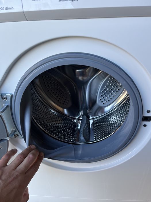 Пральна машина Amica WA687 На 7 кг.Стан ідеальний Глиб 50 см