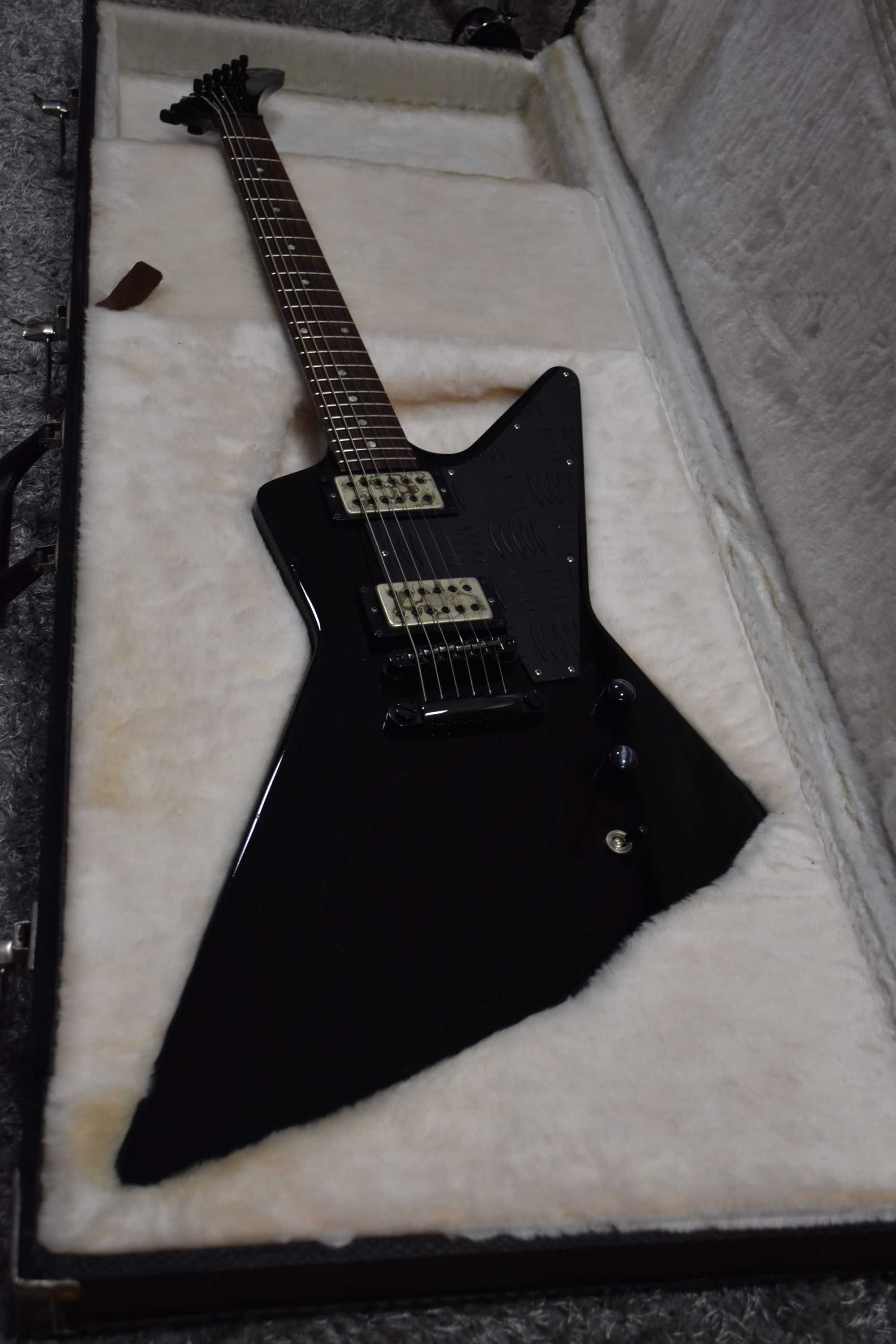 Gibson Explorer 2010 Black Customized