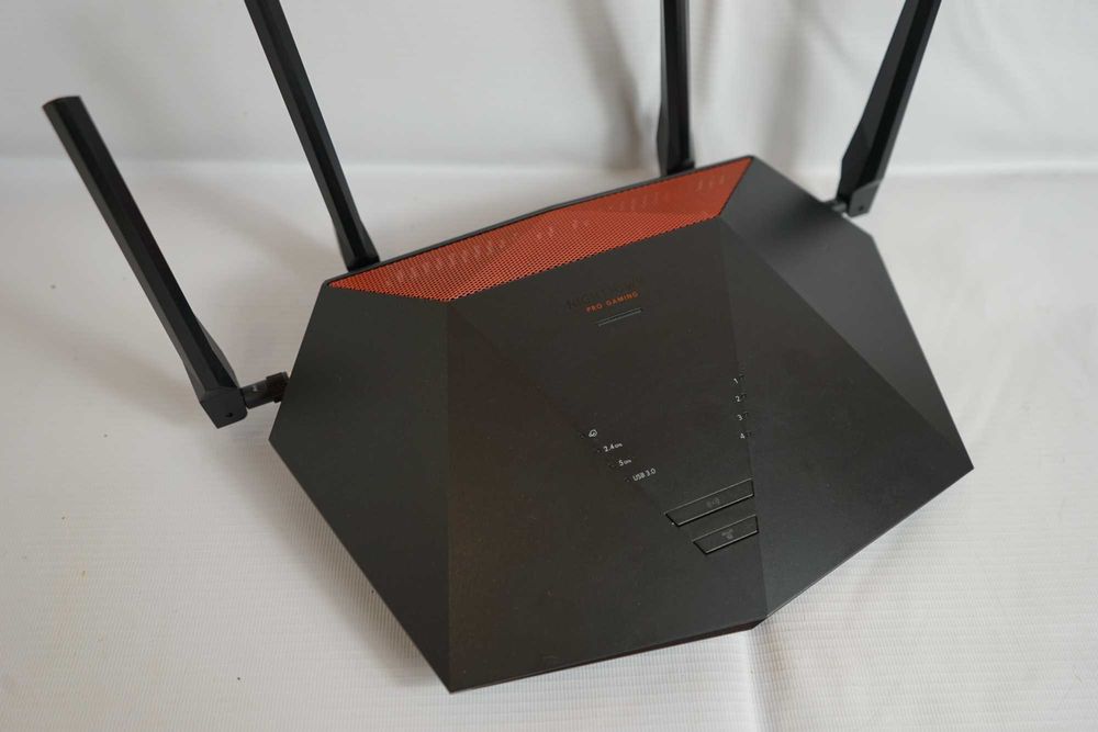 Роутер для будинку Nighthawk XR1000 PRO GAMING ROUTER
